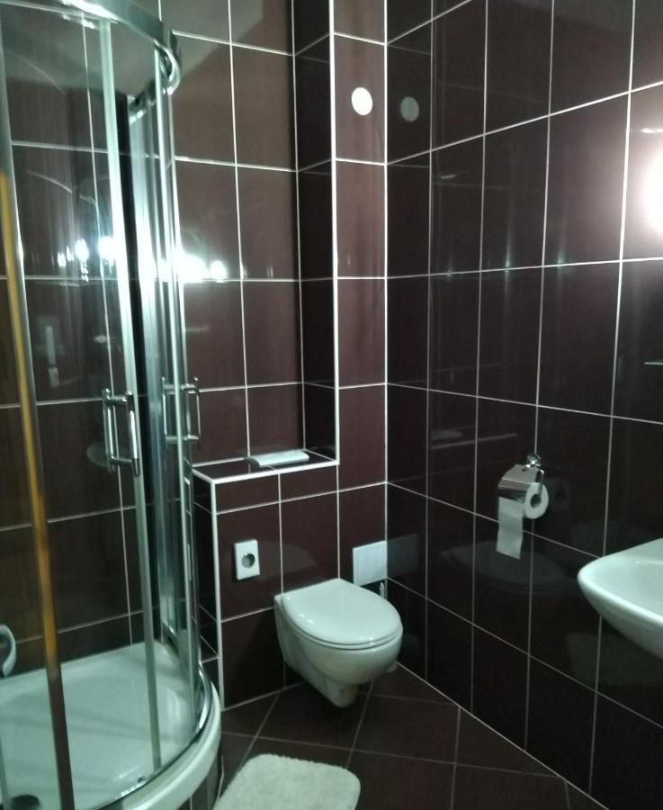 Restaurant And Pension Stenly Spissky Stvrtok Εξωτερικό φωτογραφία
