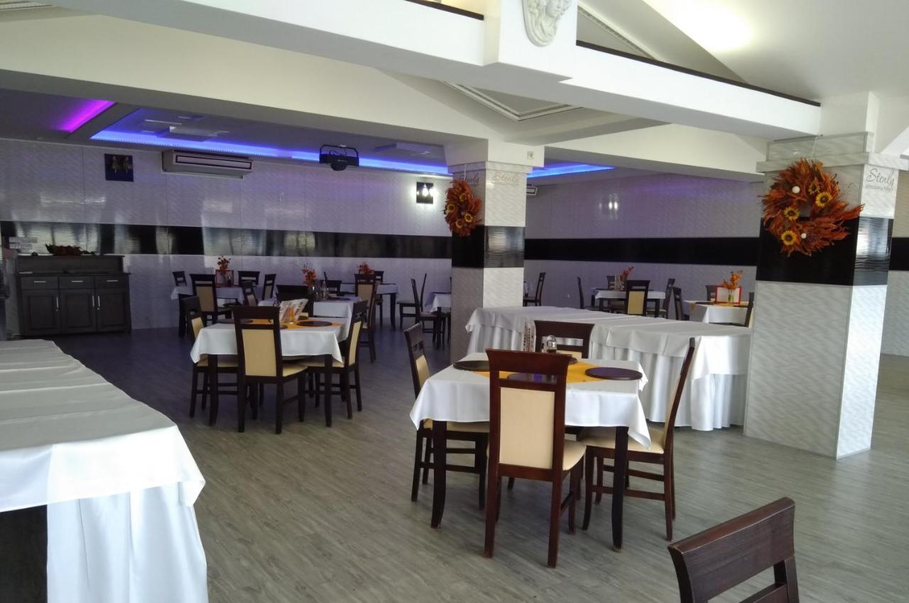 Restaurant And Pension Stenly Spissky Stvrtok Εξωτερικό φωτογραφία